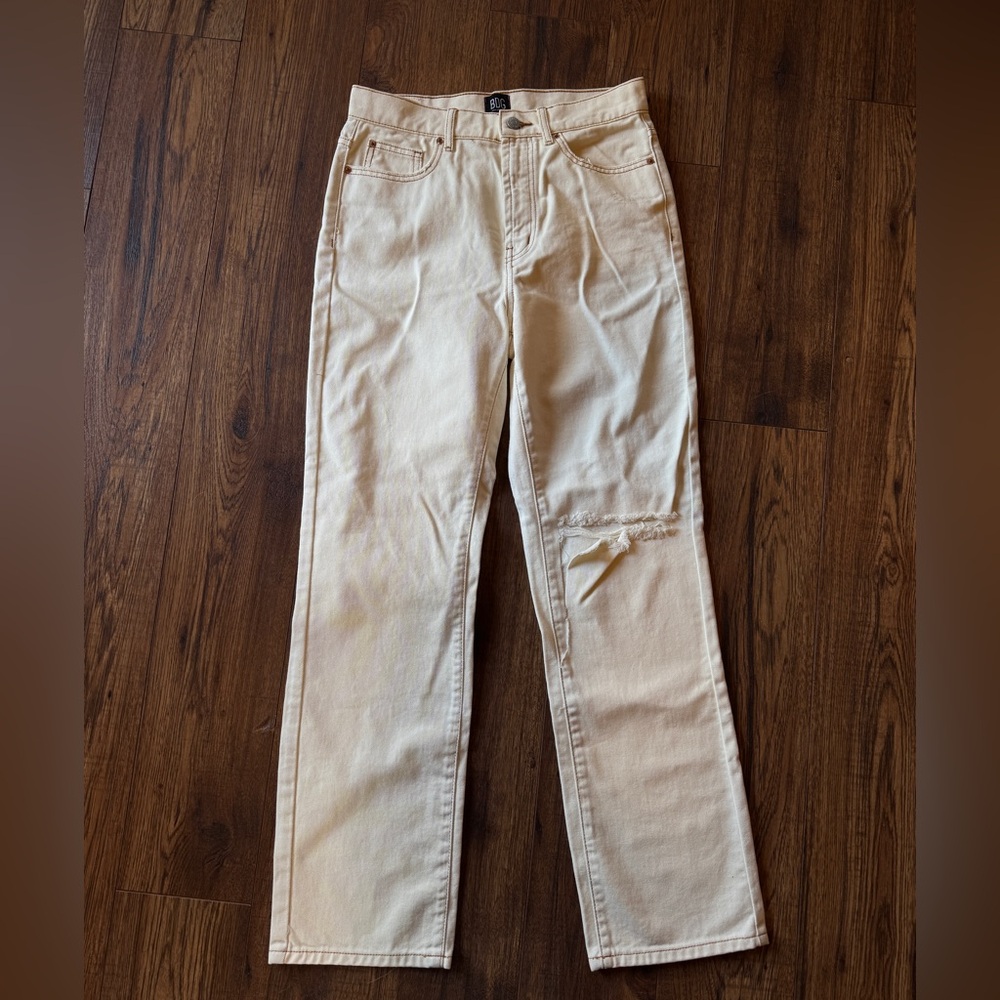 NWT BDG white loose straight ripped jeans